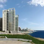 Seaview In Cambridge, By Buena Vista Appartement Sliema