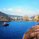 Seaview In Cambridge, By Buena Vista Appartement Sliema