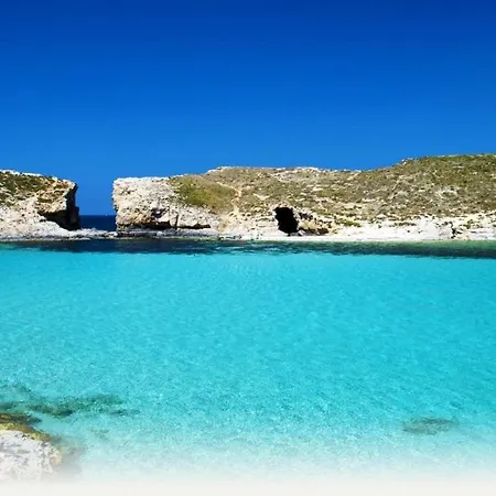 Seaview In Cambridge, *