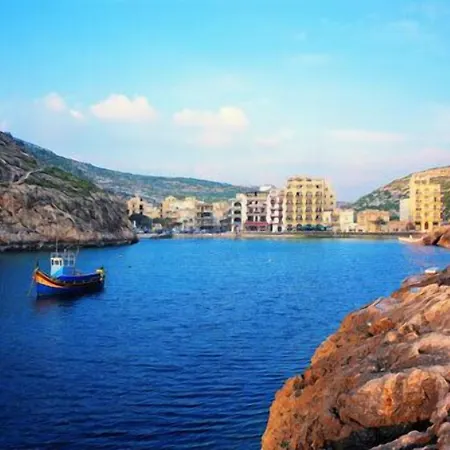 Seaview In Cambridge, By Buena Vista Appartamento Sliema