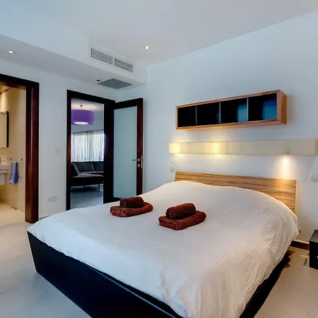 Seaview In Cambridge, Apartman