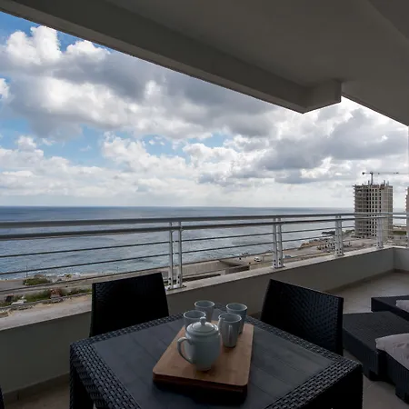 Seaview In Cambridge, By Buena Vista Apartment Sliema