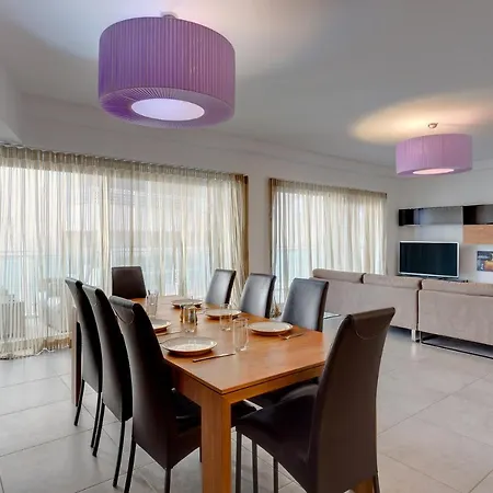 Seaview In Cambridge, Apartman *