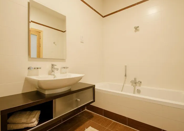 Seaview In Cambridge, * Sliema