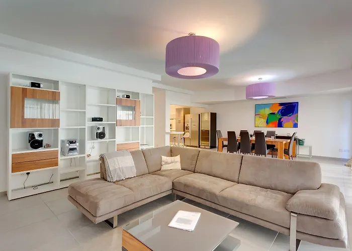 Apartment Seaview In Cambridge, Sliema