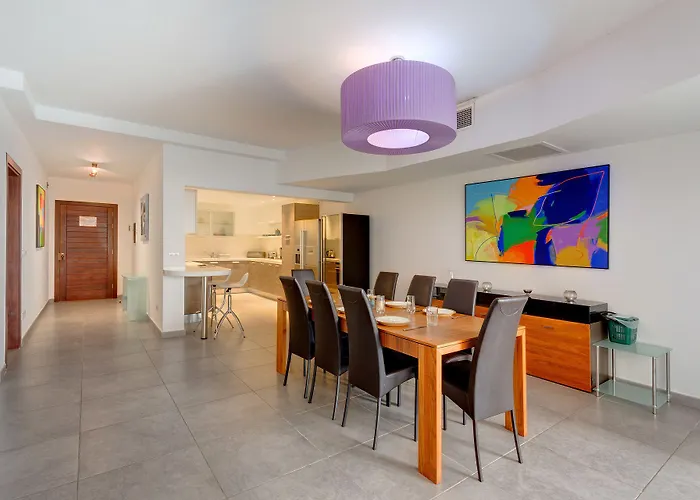 Apartment Seaview In Cambridge, Sliema