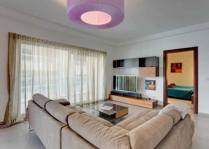 Seaview In Cambridge, Apartment Sliema