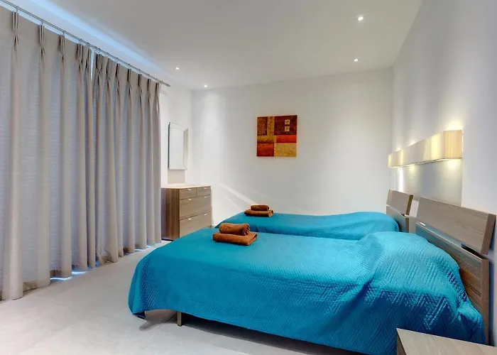 Apartment Seaview In Cambridge, By Buena Vista *